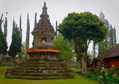 Le Temple d'Ulun Danu à Bali
