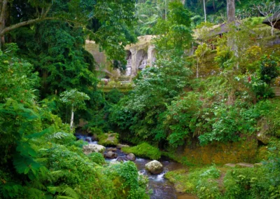 Les Tombeaux royaux de Gunung Kawi